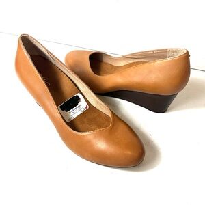 VIONIC Antonia 389 Tan Leather Wedge Pumps Shoes Womens 9.5 Comfort Dress/Casual